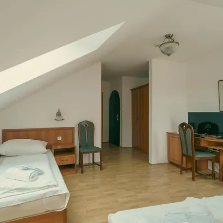 Revkapu Panzio Bed & Breakfast