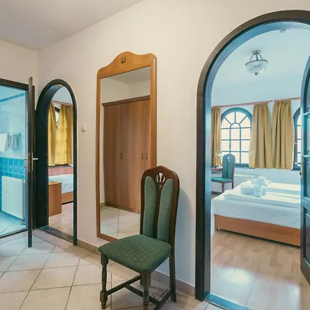 Revkapu Panzio Bed & Breakfast Mohács
